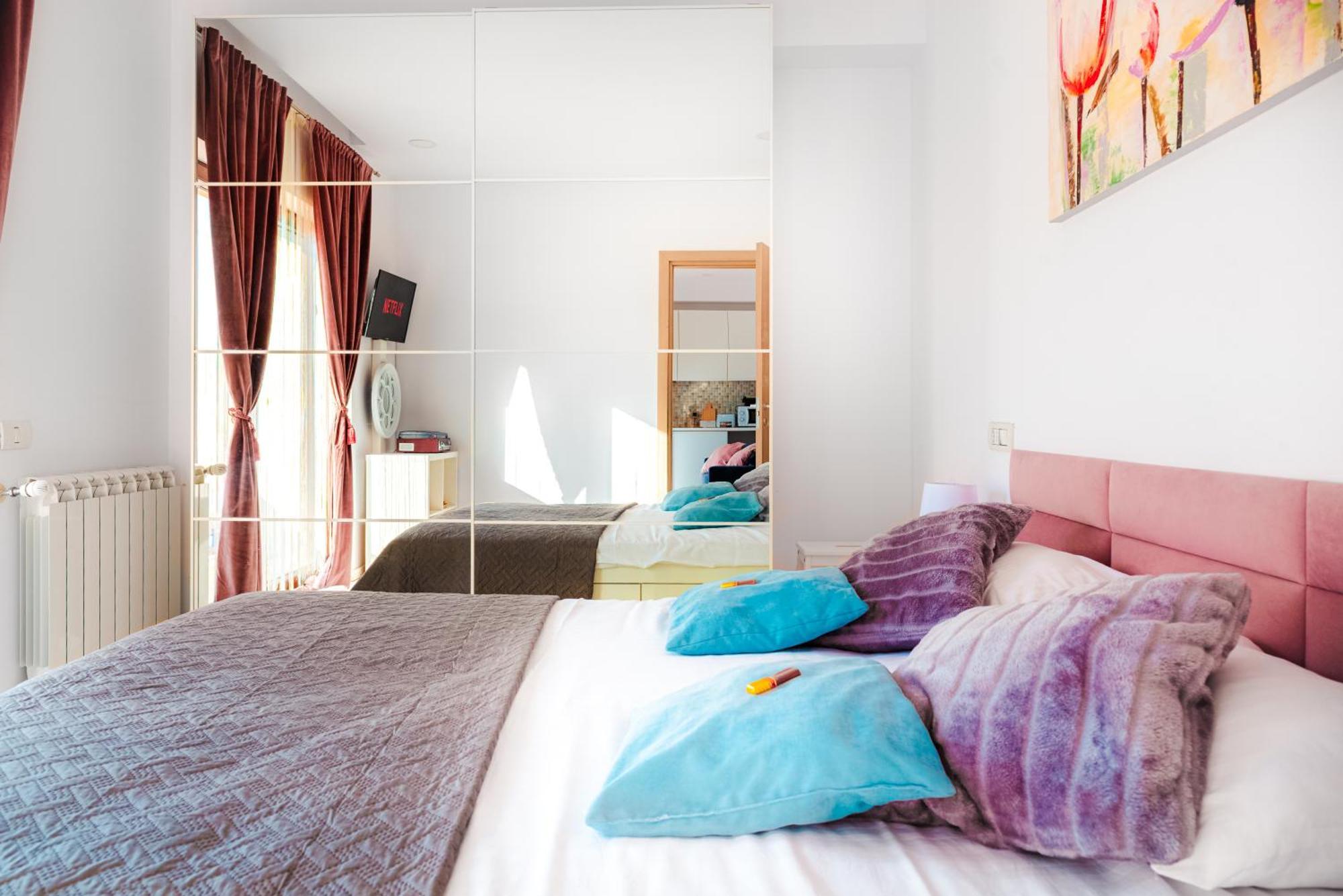Downtown Apartment Boutique - Blue & Pink Bucureşti Ngoại thất bức ảnh