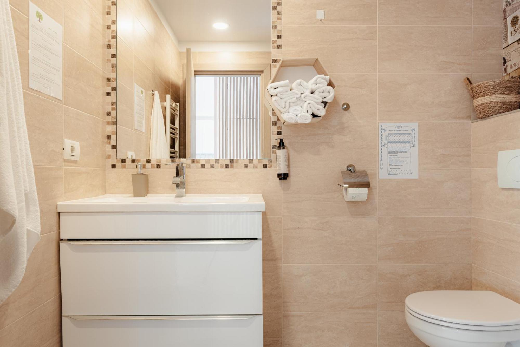 Downtown Apartment Boutique - Blue & Pink Bucureşti Ngoại thất bức ảnh