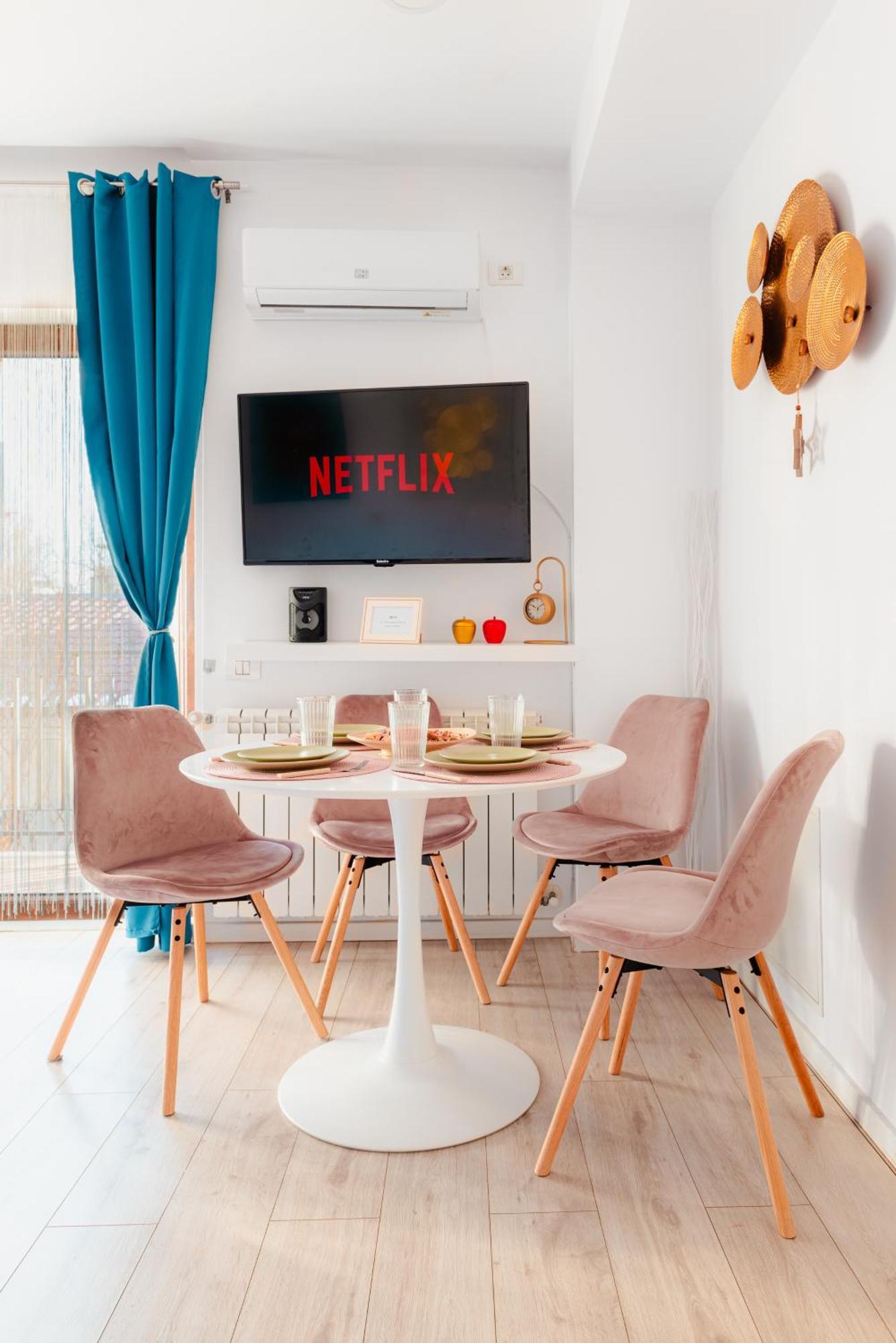 Downtown Apartment Boutique - Blue & Pink Bucureşti Ngoại thất bức ảnh