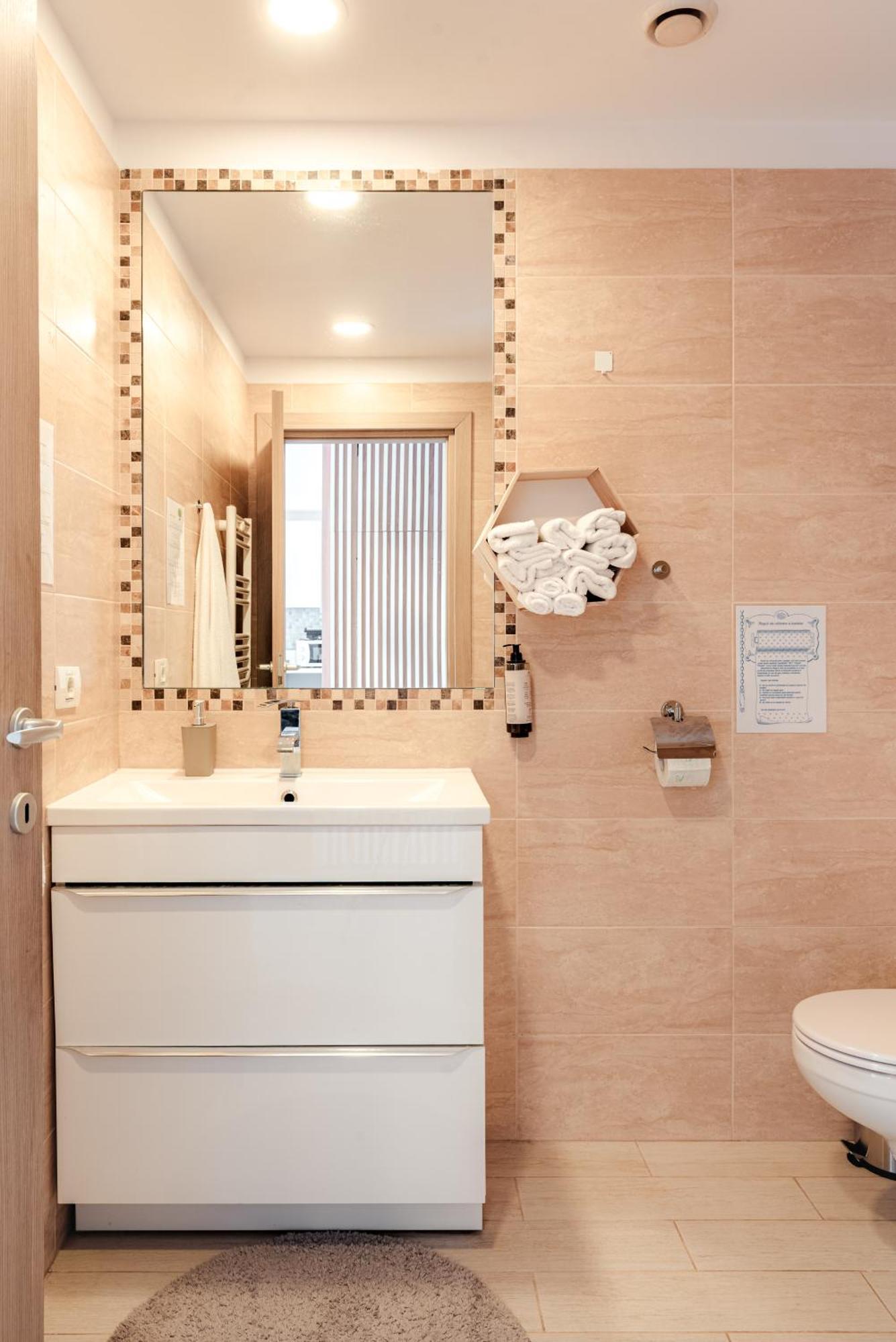 Downtown Apartment Boutique - Blue & Pink Bucureşti Ngoại thất bức ảnh